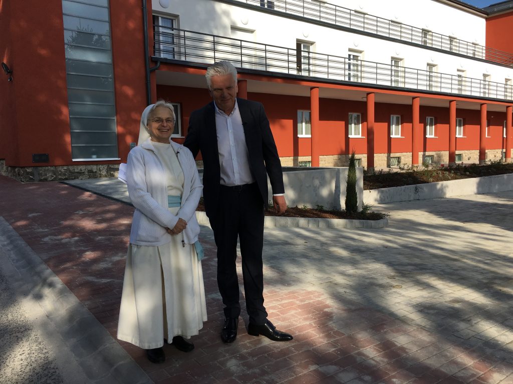 Hongarije: Zorgcentrum