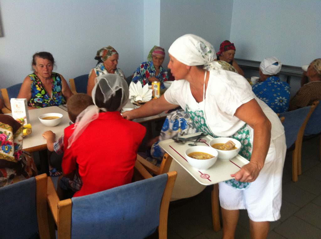 Moldavië: Borceag Tafeltje-dekje e.a.